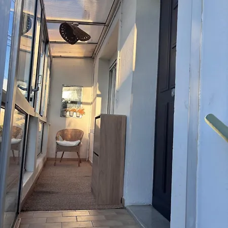 Appartement Calme Et Lumineux, Cour Exterieure, Petits Dejeuners Sur Demande - Proche Gare Et Centre * Nîmes
