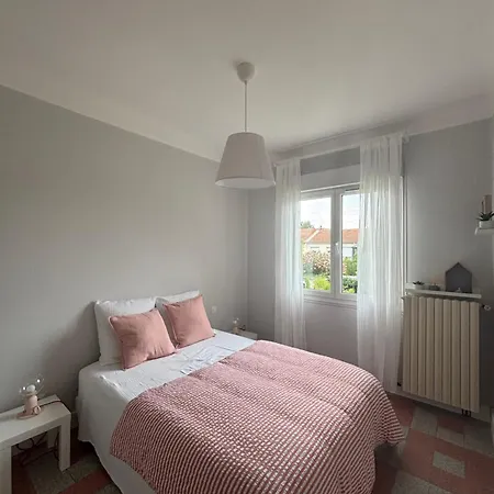 Calme Et Lumineux, Cour Extérieure, Repas Maison Possibles - Proche Gare Et Centre Appartement Nîmes